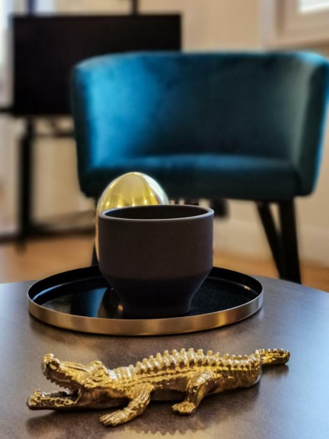 Chiclife - Florentin Downtown Apartment ベルガモ エクステリア 写真