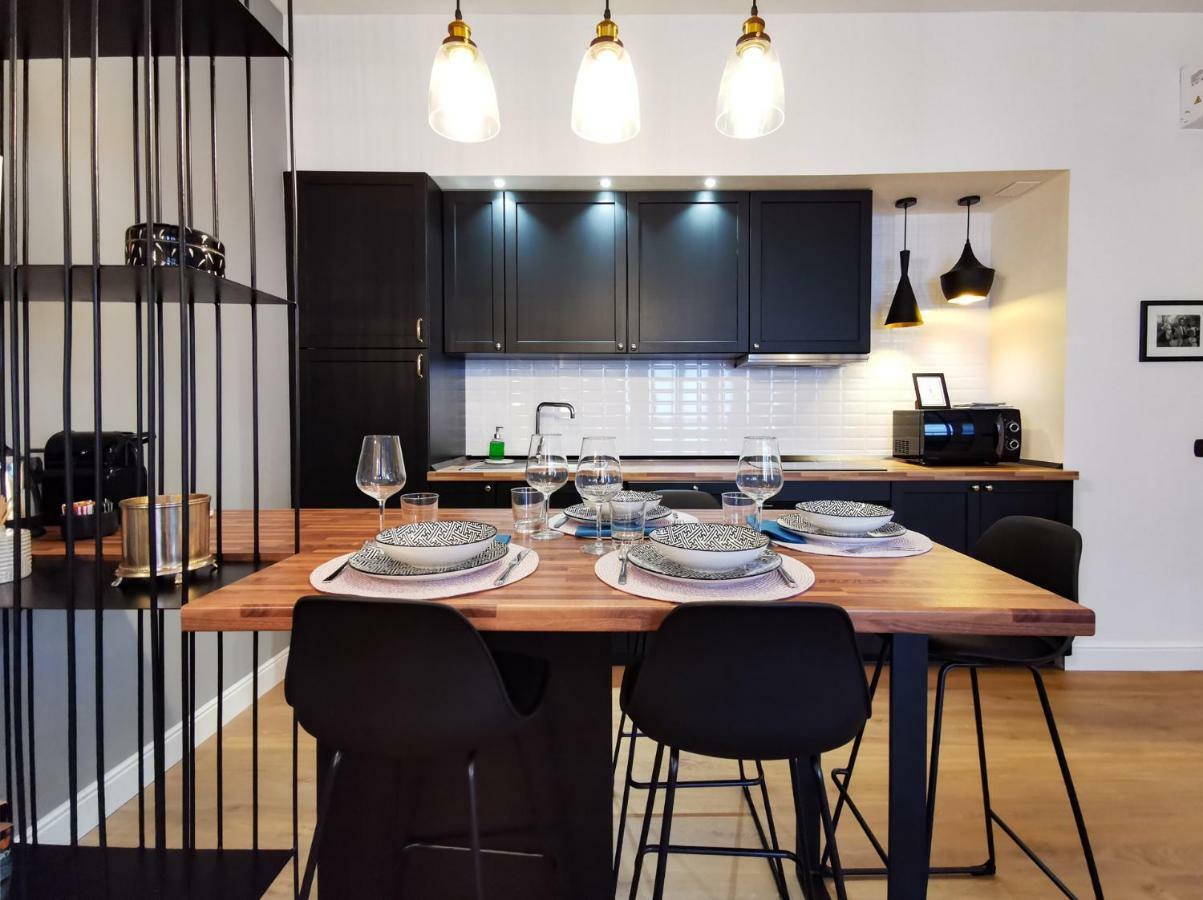 Chiclife - Florentin Downtown Apartment ベルガモ エクステリア 写真